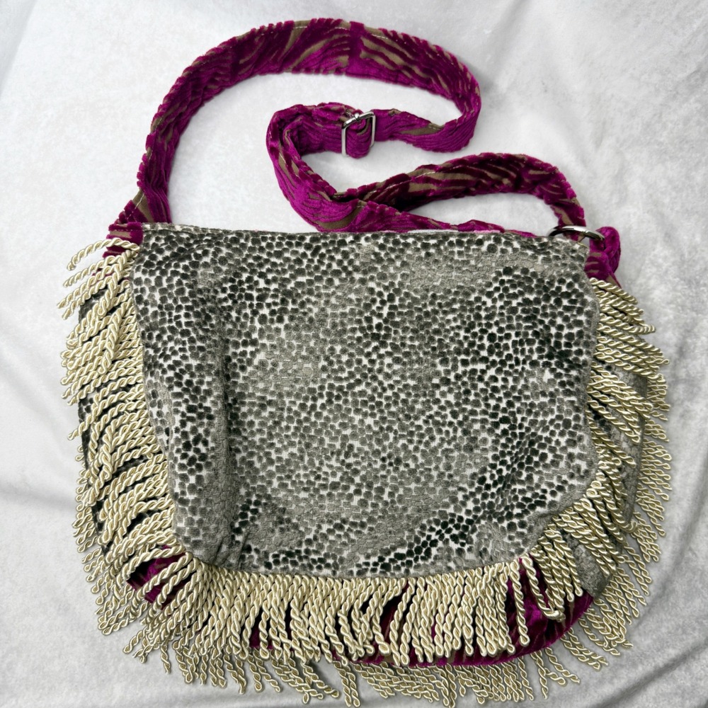 MISS‎ MARGO Designs Tapestry Boho Velvet Fringe Funky Crossbody Bag Carpet Bag - Picture 7 of 12